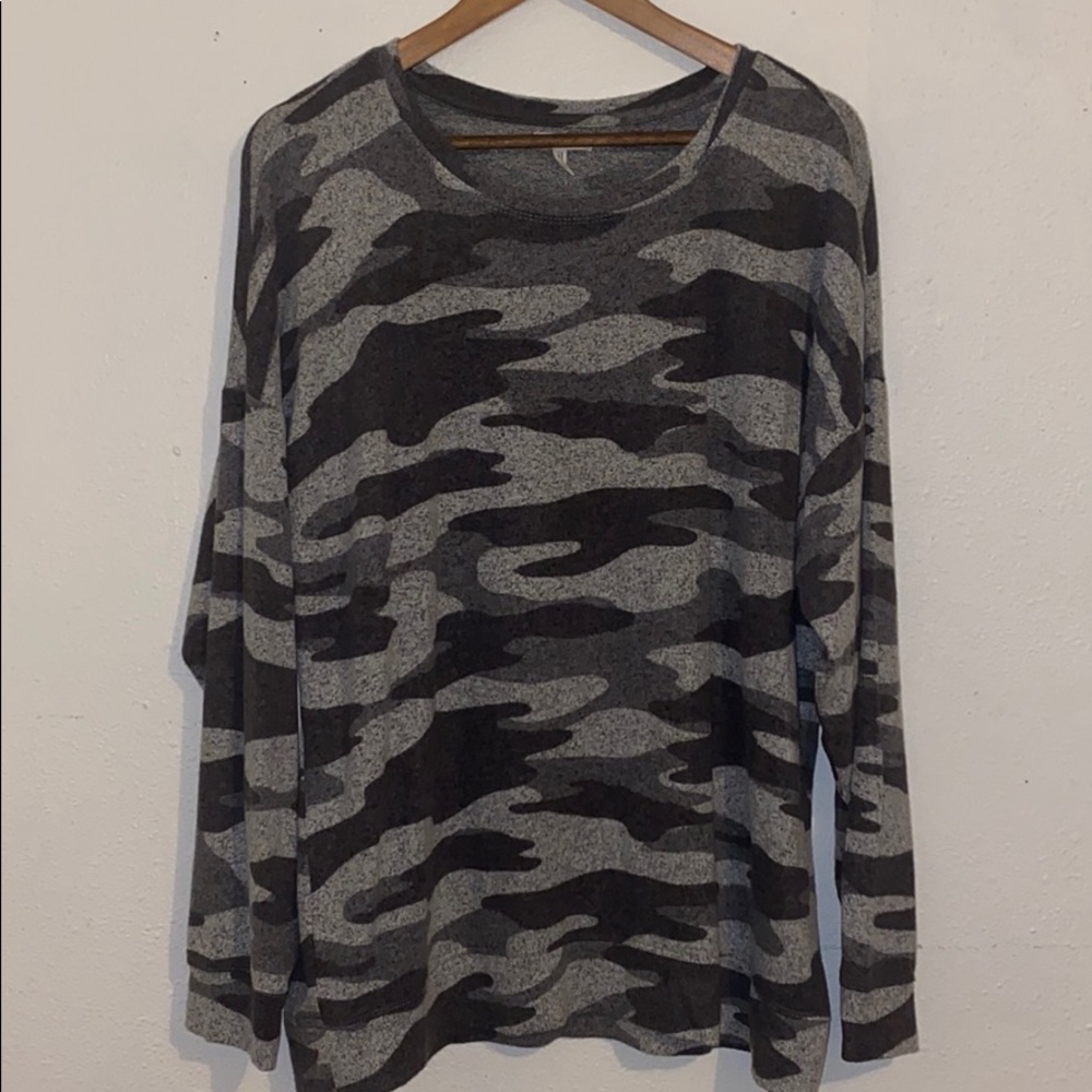 CAMO LONG SLEEVE
